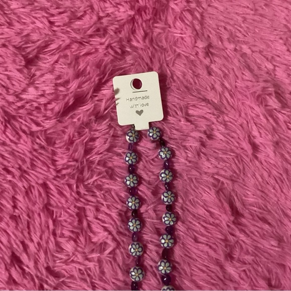 HANDCRAFTED NECKLACE 16” PURPLE WITH STONE HEART SOFT PURPLE FLOWER, GLASS BEADS - Picture 2 of 4